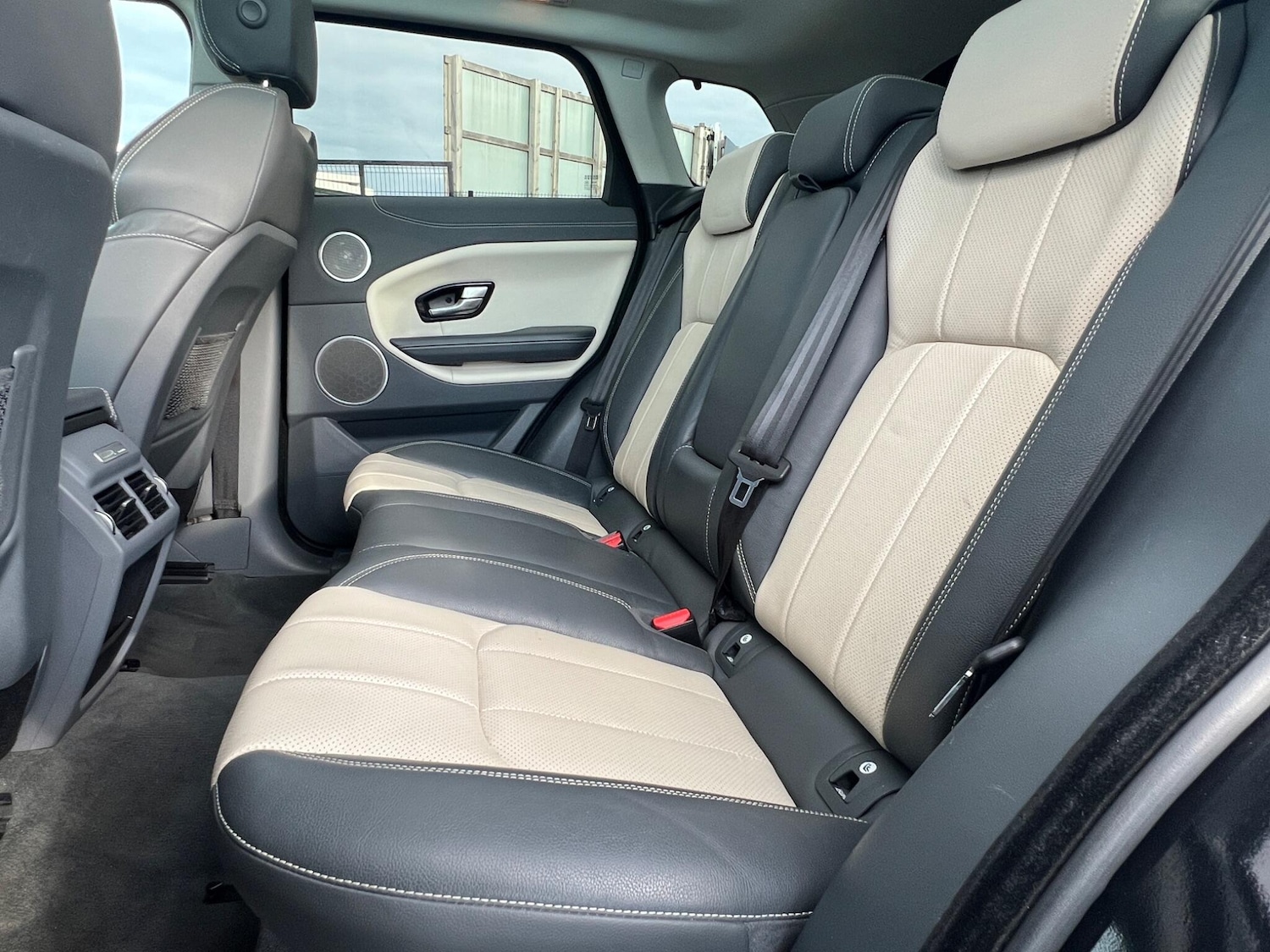 Used Land Rover Range Rover Evoque 2016 for sale - 76060456: Photo 13