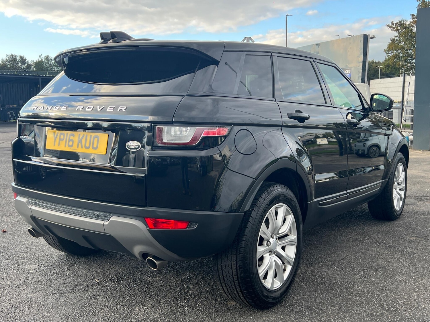 Used Land Rover Range Rover Evoque 2016 for sale - 76060456: Photo 9