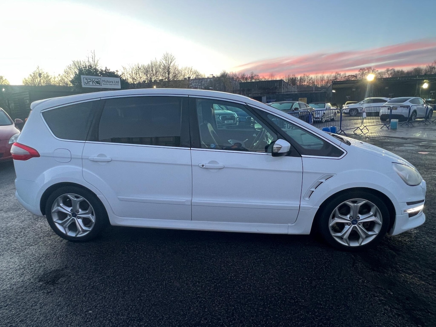 Used Ford S-Max 2011 for sale - 77116603: Photo 10