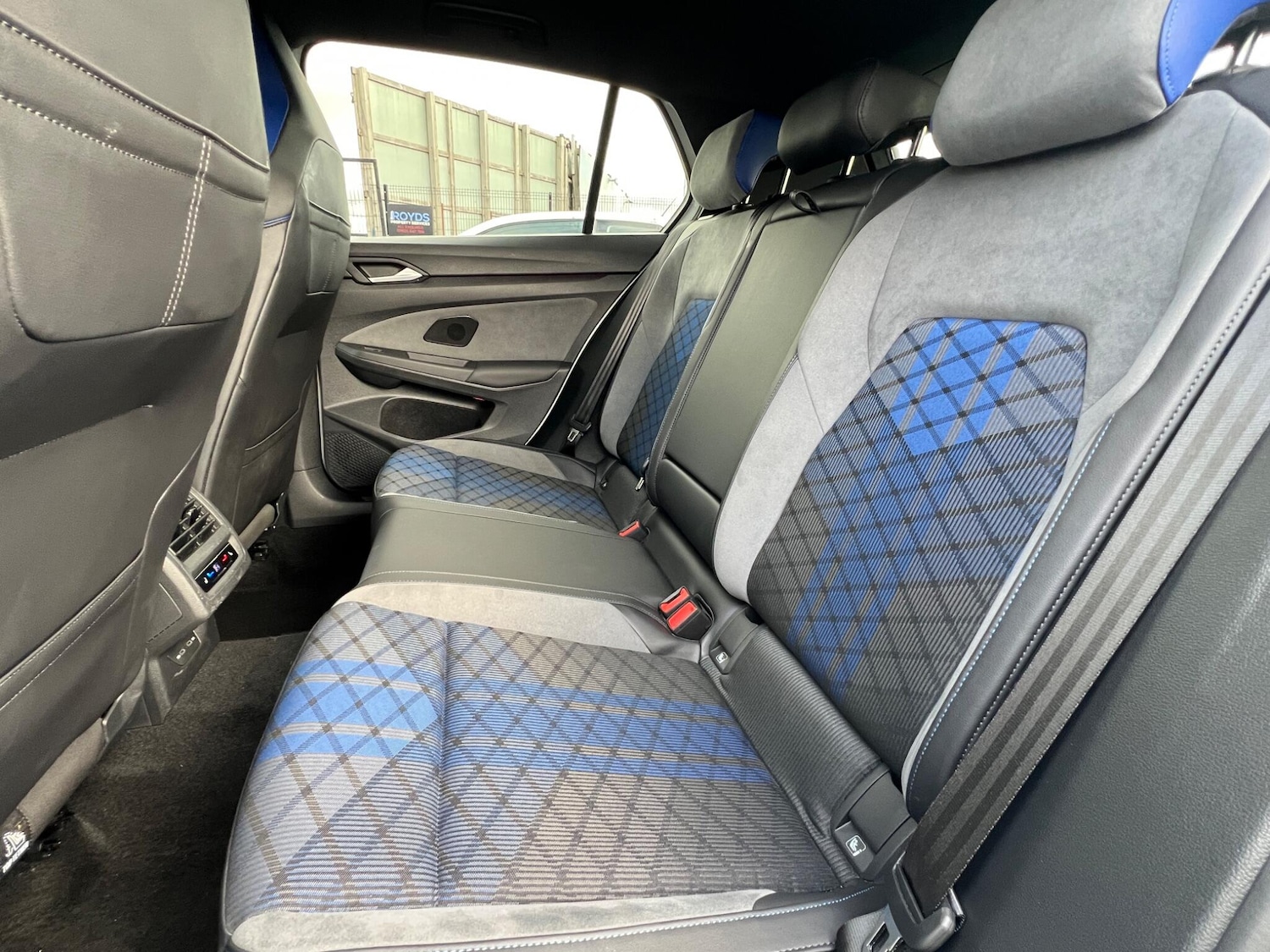 Used Volkswagen Golf 2023 for sale - 77116605: Photo 21