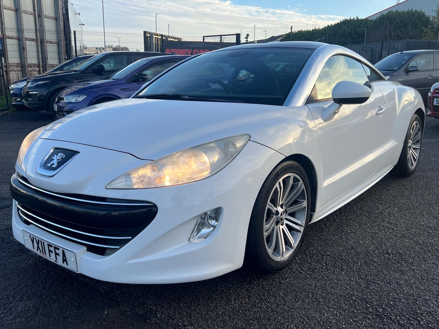 Used Peugeot RCZ 2011 for sale - 77116614: Photo 4