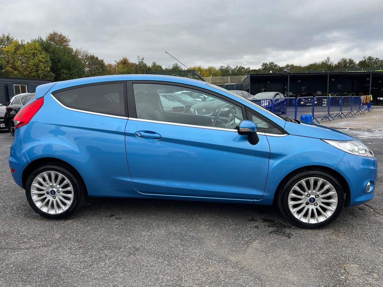 Used Ford Fiesta for sale - 76997429: Photo 10