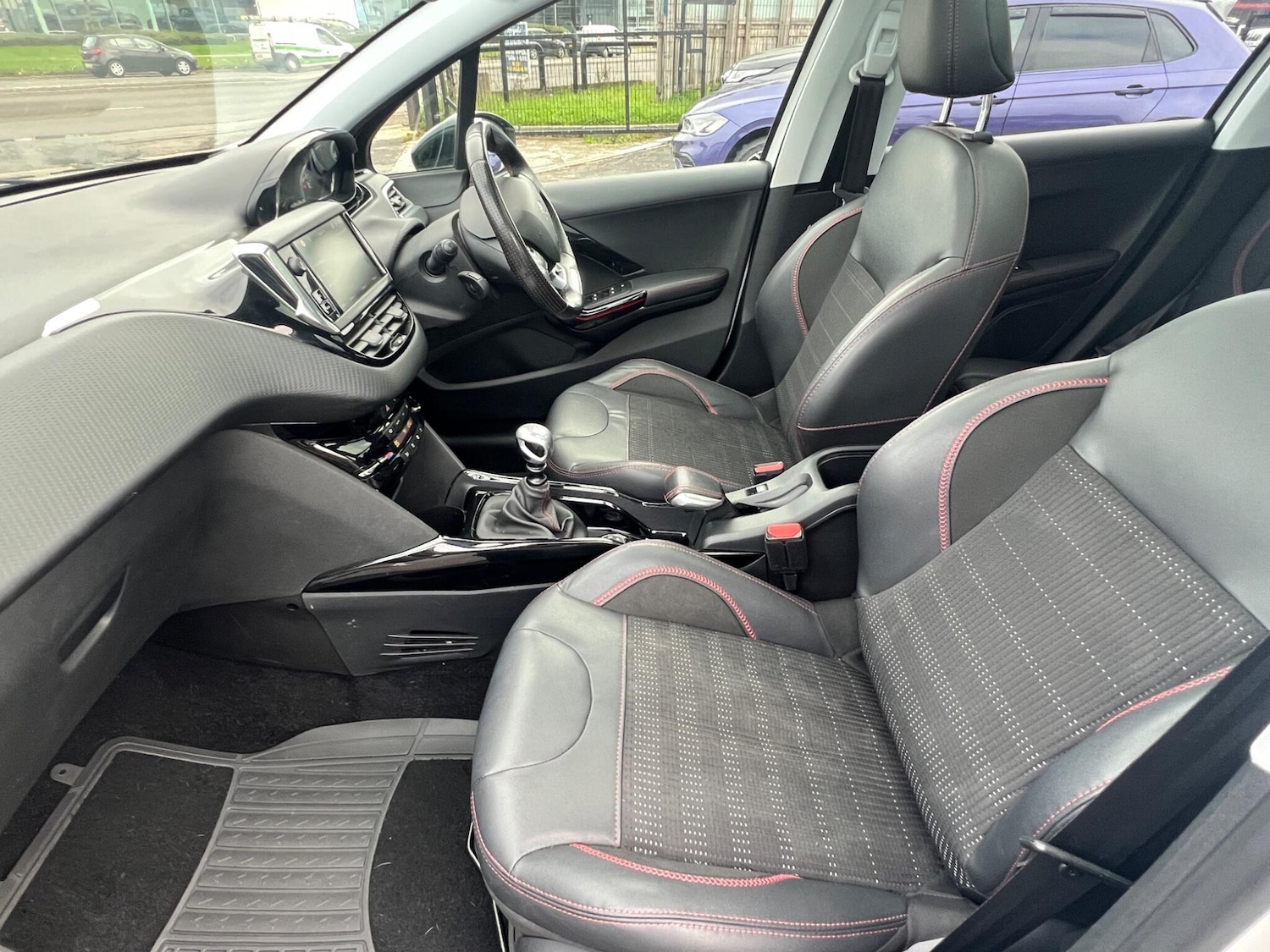 Used Peugeot 2008 2018 for sale - 76992148: Photo 10