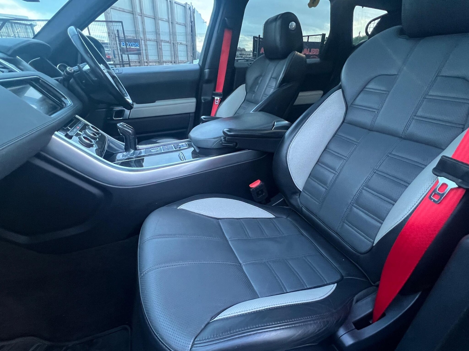 Used Land Rover Range Rover Sport 2016 for sale - 77279184: Photo 17