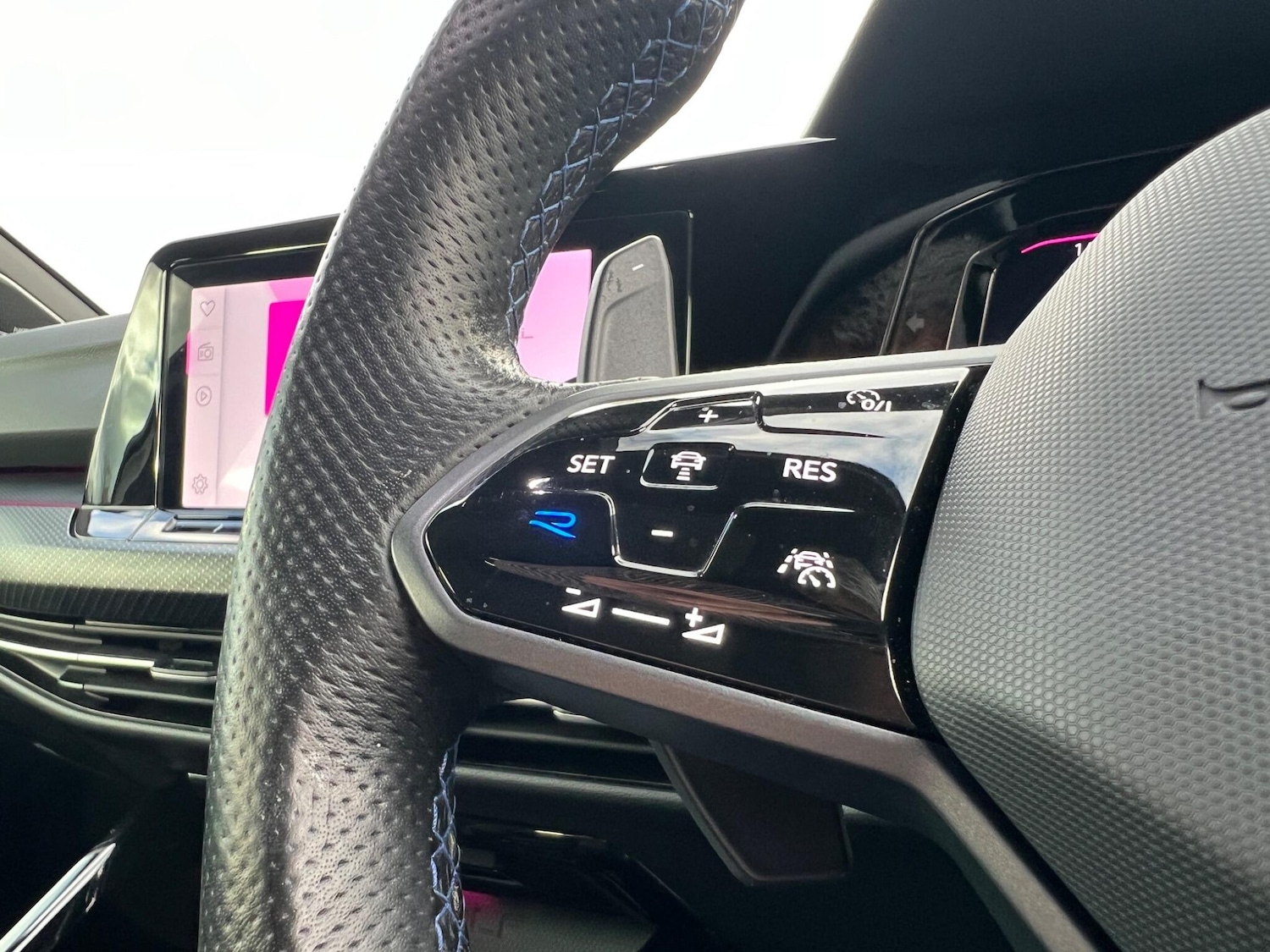 Used Volkswagen Golf 2023 for sale - 76994296: Photo 27