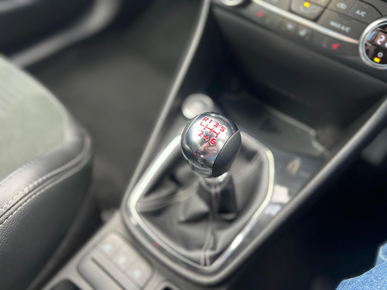 Used Ford Fiesta 2020 for sale - 76572550: Photo 29