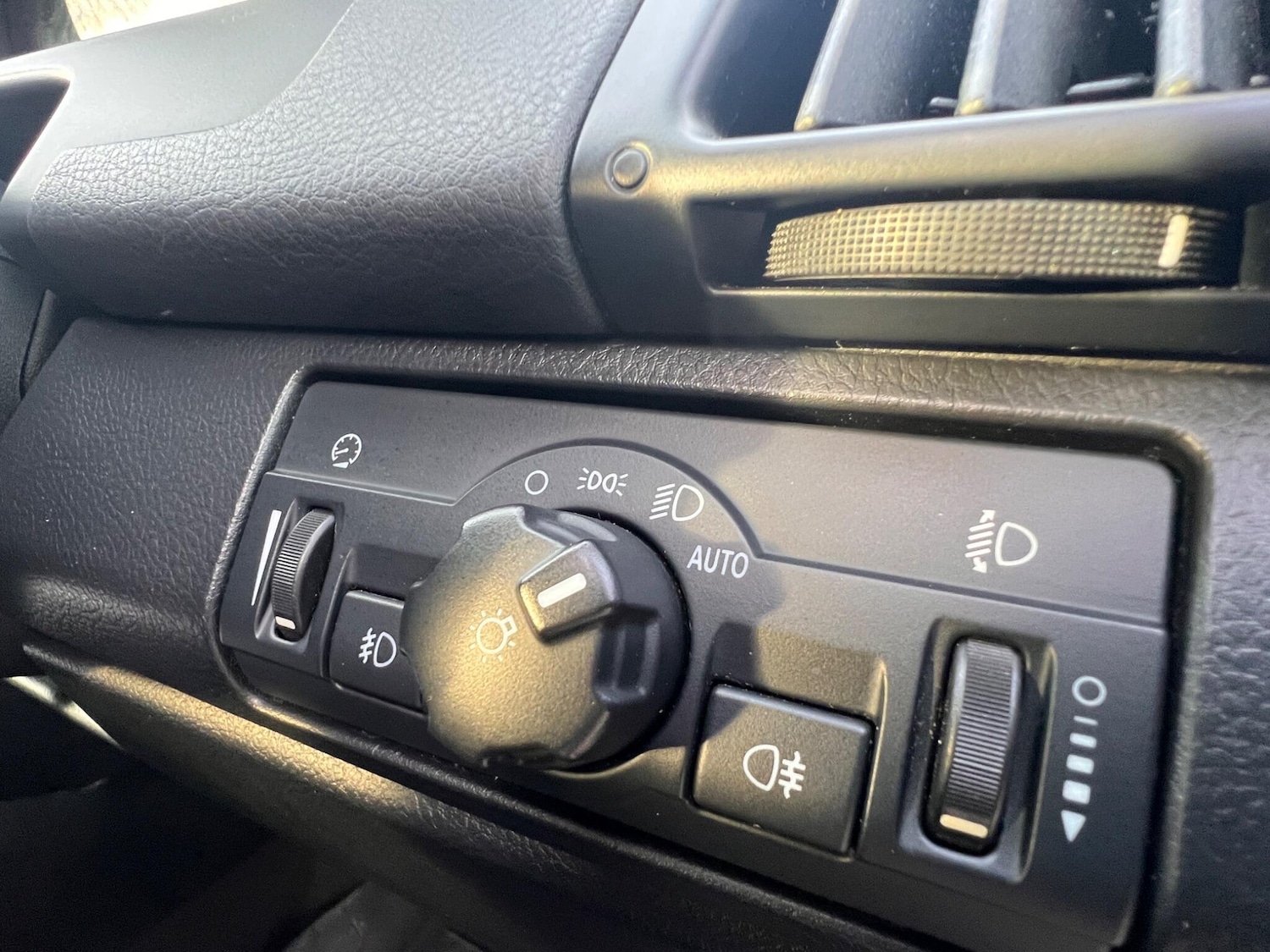 Used Land Rover Freelander 2011 for sale - 77633455: Photo 20