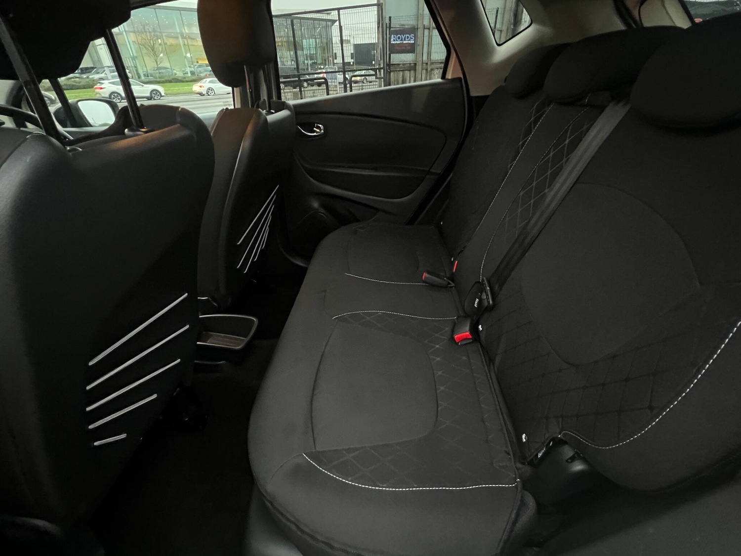 Used Renault Captur 2014 for sale - 77331916: Photo 12