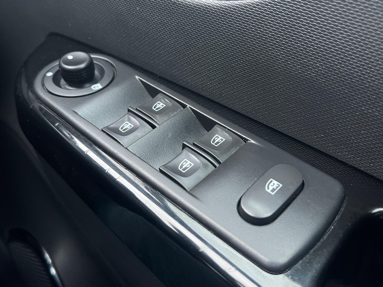 Used Renault Captur 2014 for sale - 77331916: Photo 18