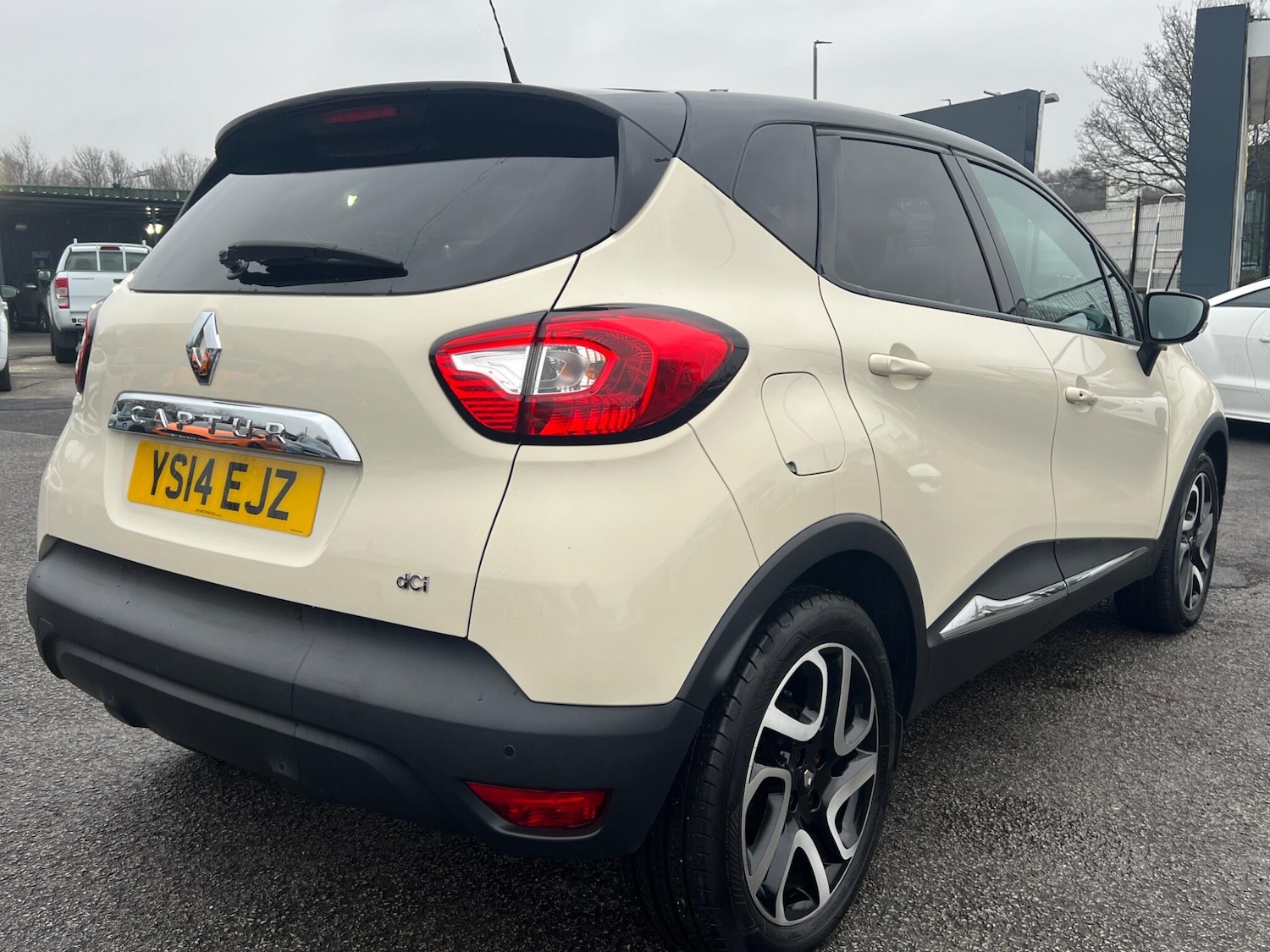 Used Renault Captur 2014 for sale - 77331916: Photo 9