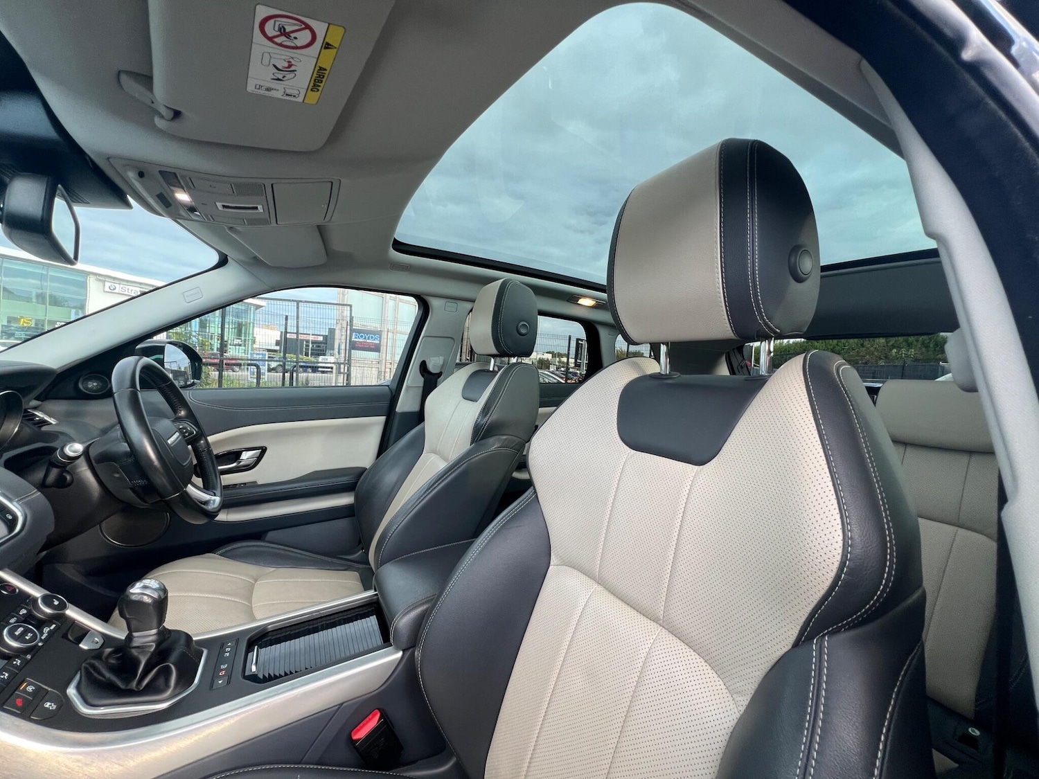 Used Land Rover Range Rover Evoque 2016 for sale - 77116627: Photo 12