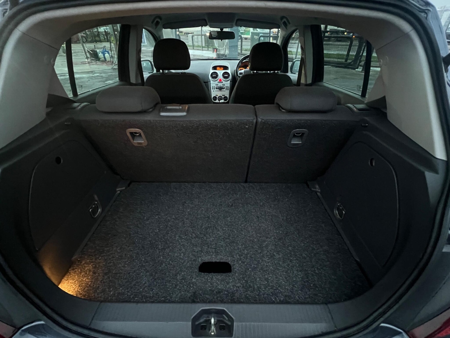 Used Vauxhall Corsa 2009 for sale - 77029705: Photo 13