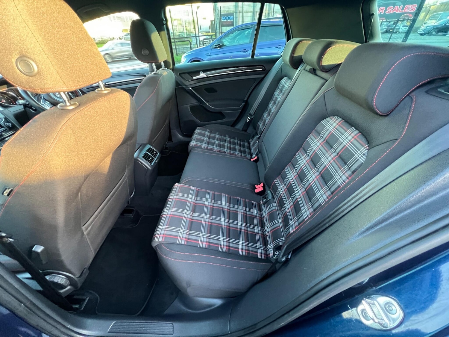 Used Volkswagen Golf 2014 for sale - 76671567: Photo 18