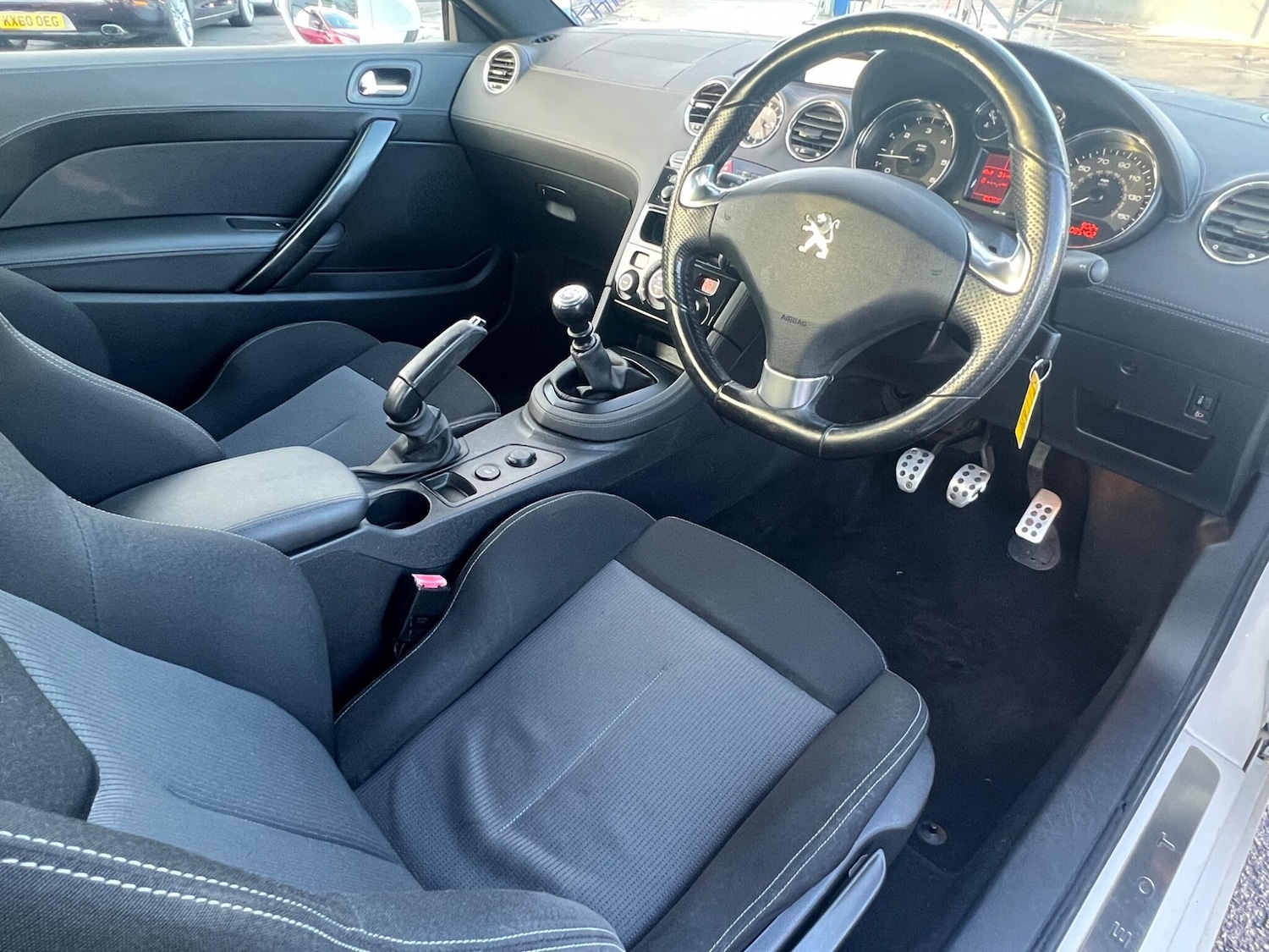 Used Peugeot RCZ for sale - 76989385: Photo 12