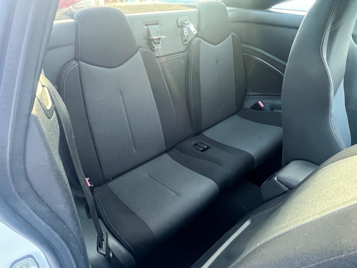 Used Peugeot RCZ for sale - 76989385: Photo 14