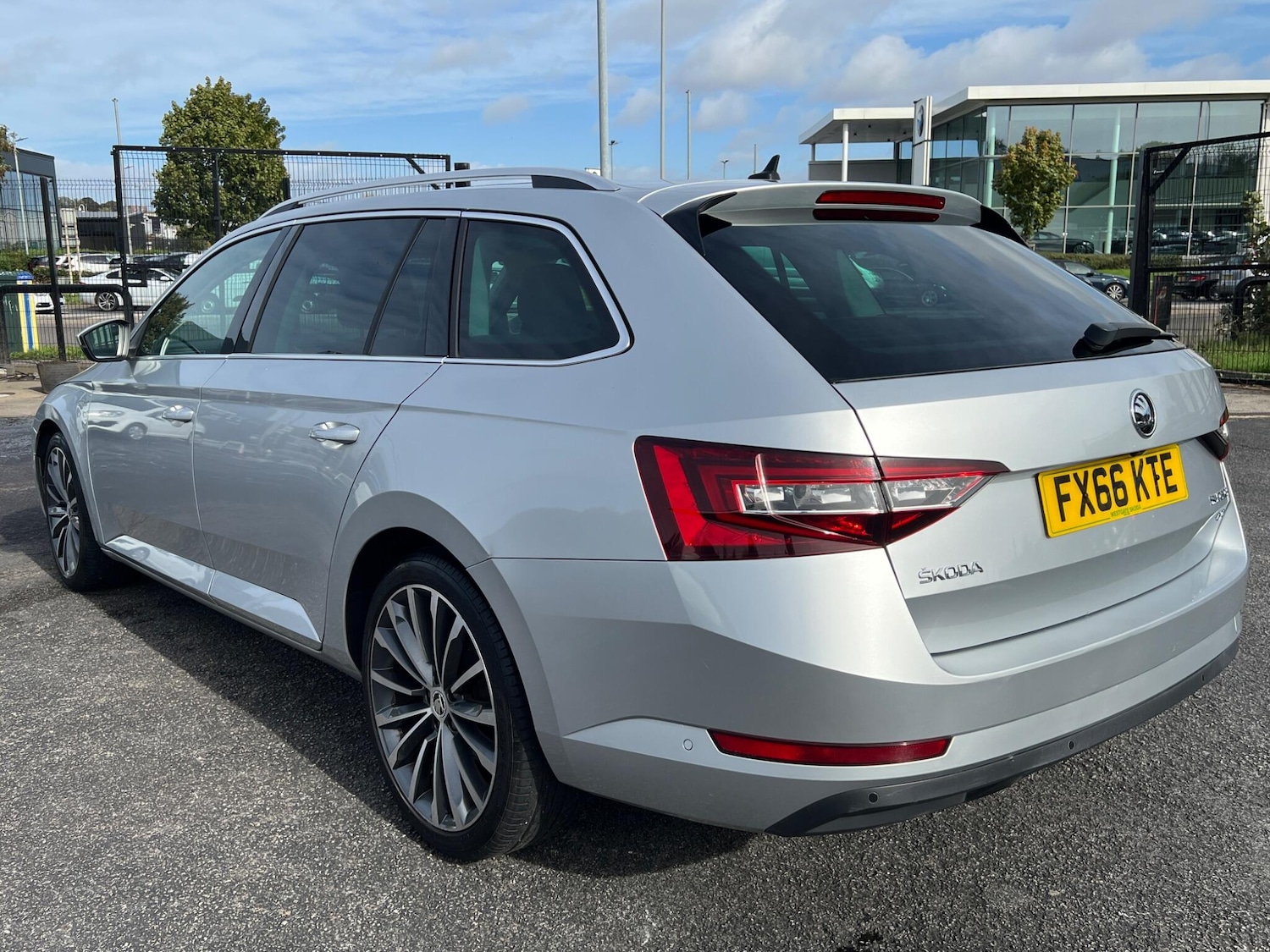 Used Skoda Superb 2016 for sale - 77116593: Photo 8
