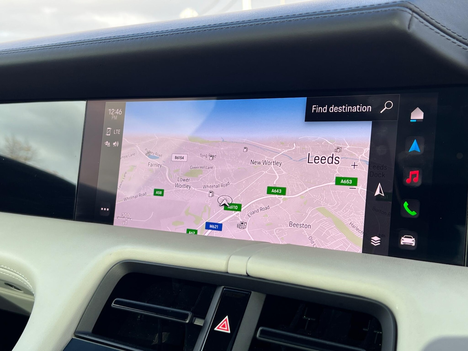 Used Porsche Taycan 2022 for sale - 76337256: Photo 37