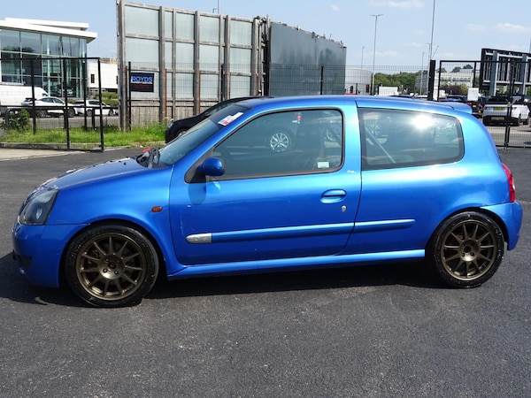 Used Renault Clio 2002 for sale - 75051460: Photo 9