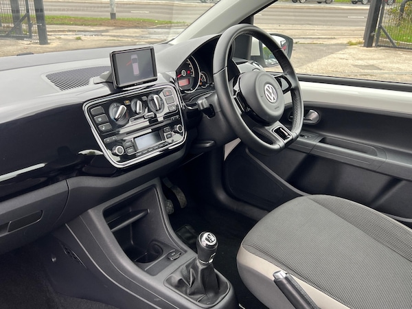 Used Volkswagen up! 2013 for sale - 76315254: Photo 14