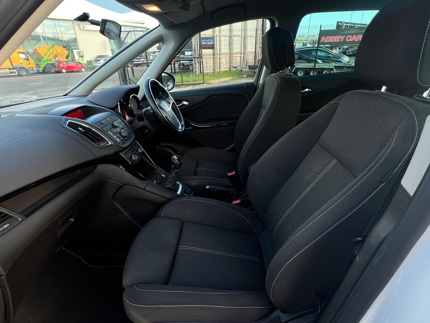 Used Vauxhall Zafira 2016 for sale - 77883066: Photo 11