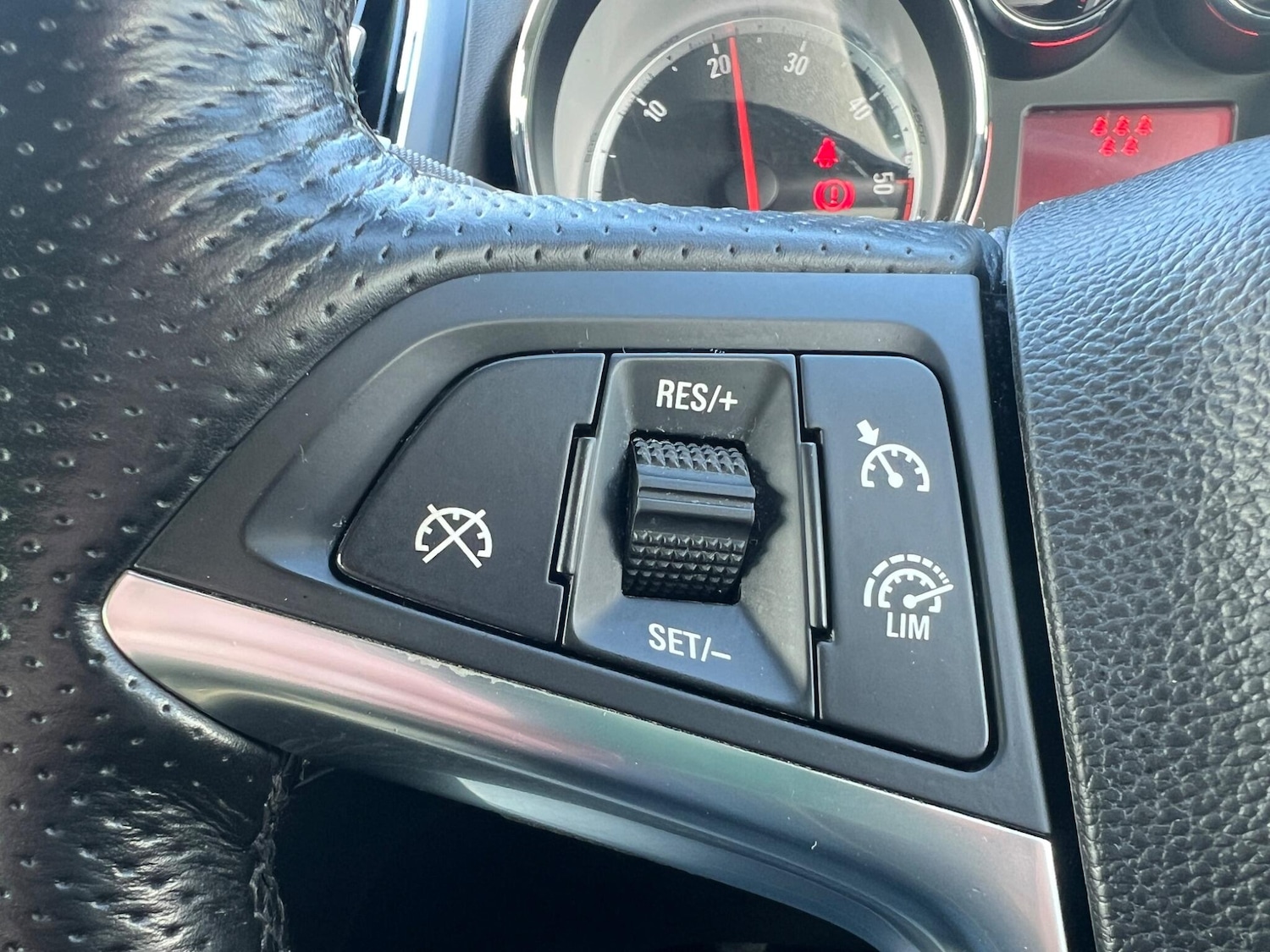 Used Vauxhall Zafira 2016 for sale - 77883066: Photo 17