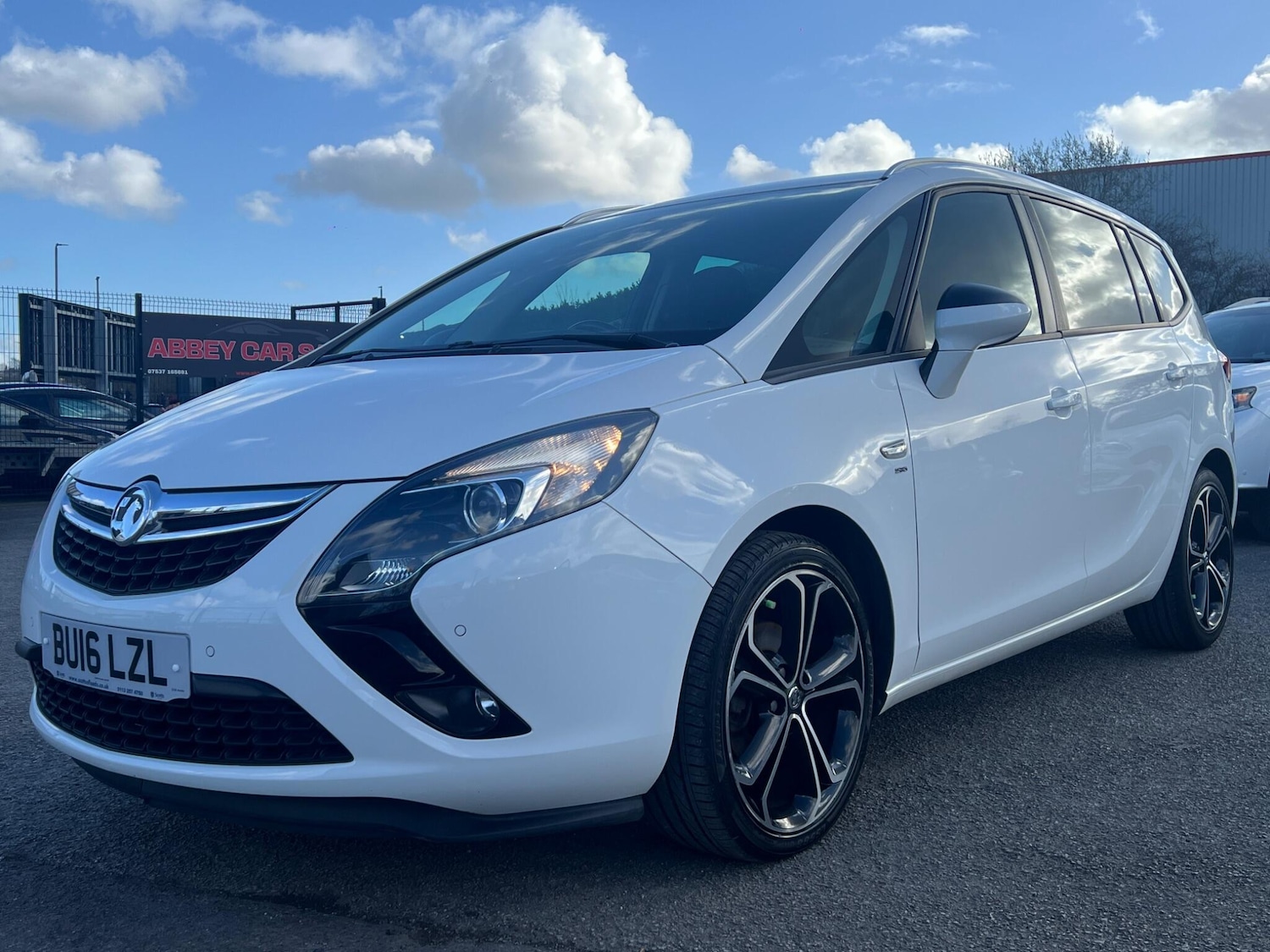 Used Vauxhall Zafira 2016 for sale - 77883066: Photo 4