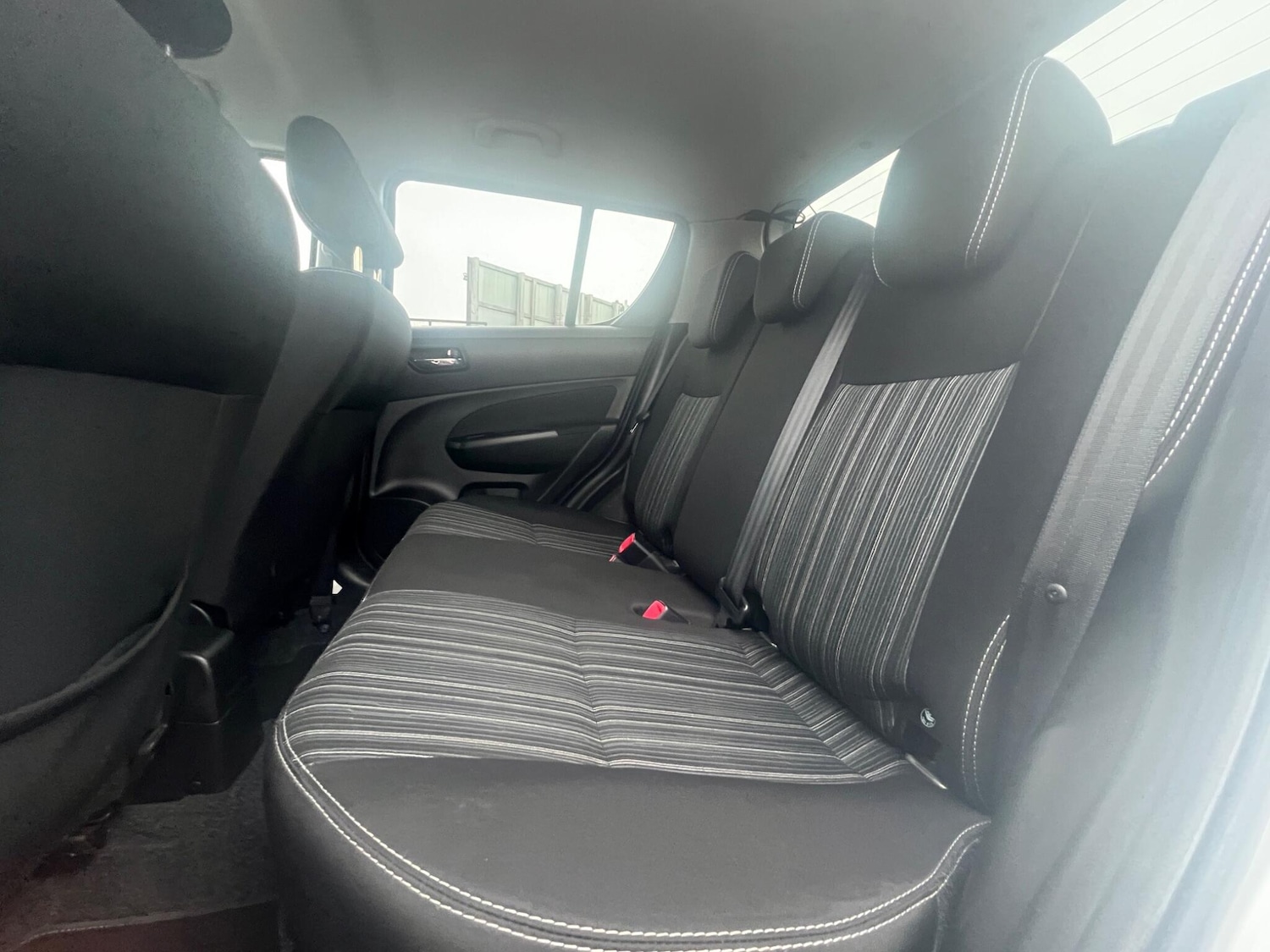 Used Suzuki Swift 2016 for sale - 77358534: Photo 12