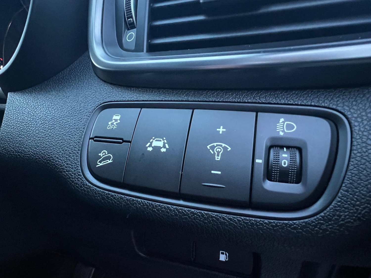 Used Kia Sorento 2018 for sale - 77116606: Photo 25