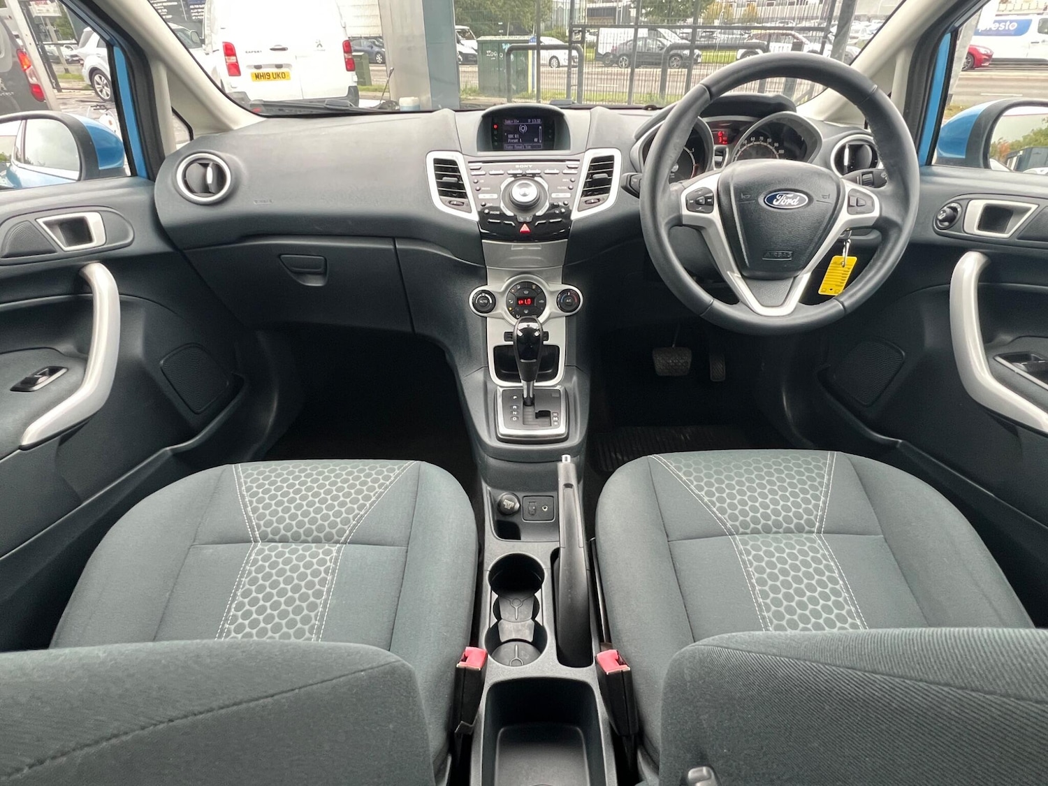 Used Ford Fiesta 2011 for sale - 76240064: Photo 12