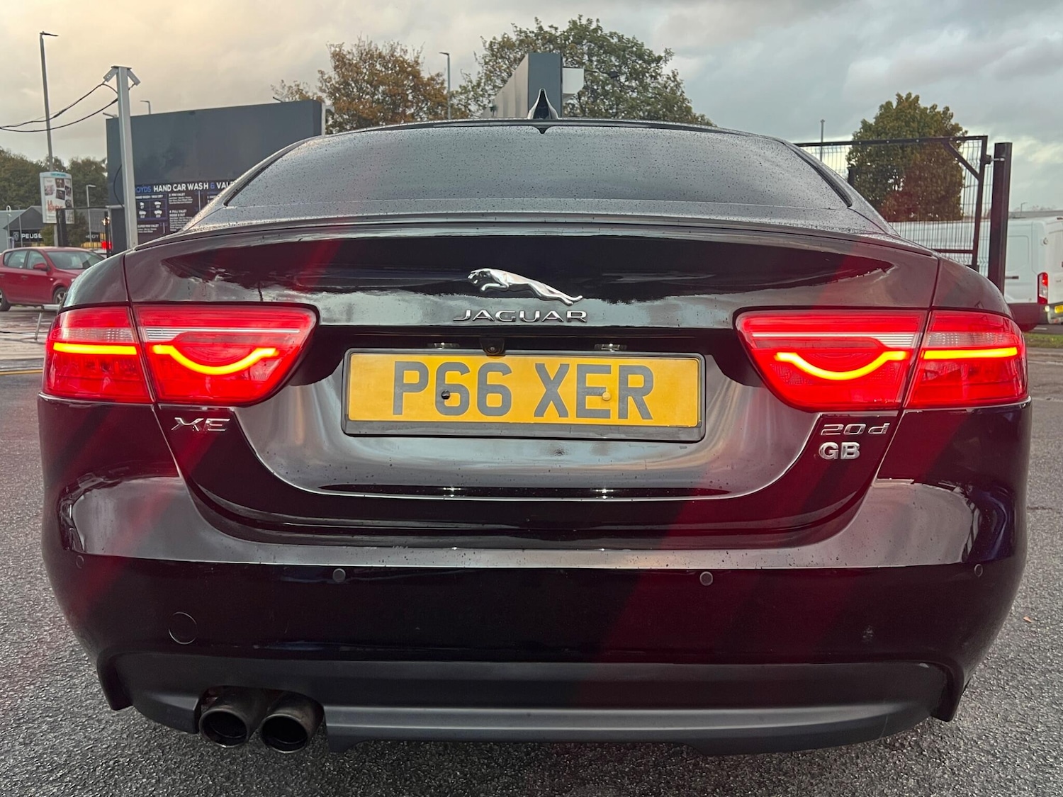 Used Jaguar XE 2016 for sale - 76397969: Photo 8