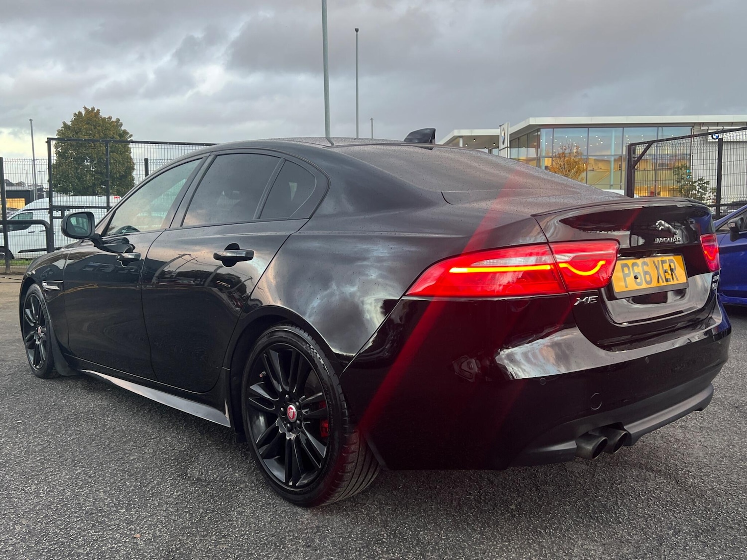 Used Jaguar XE 2016 for sale - 76397969: Photo 9