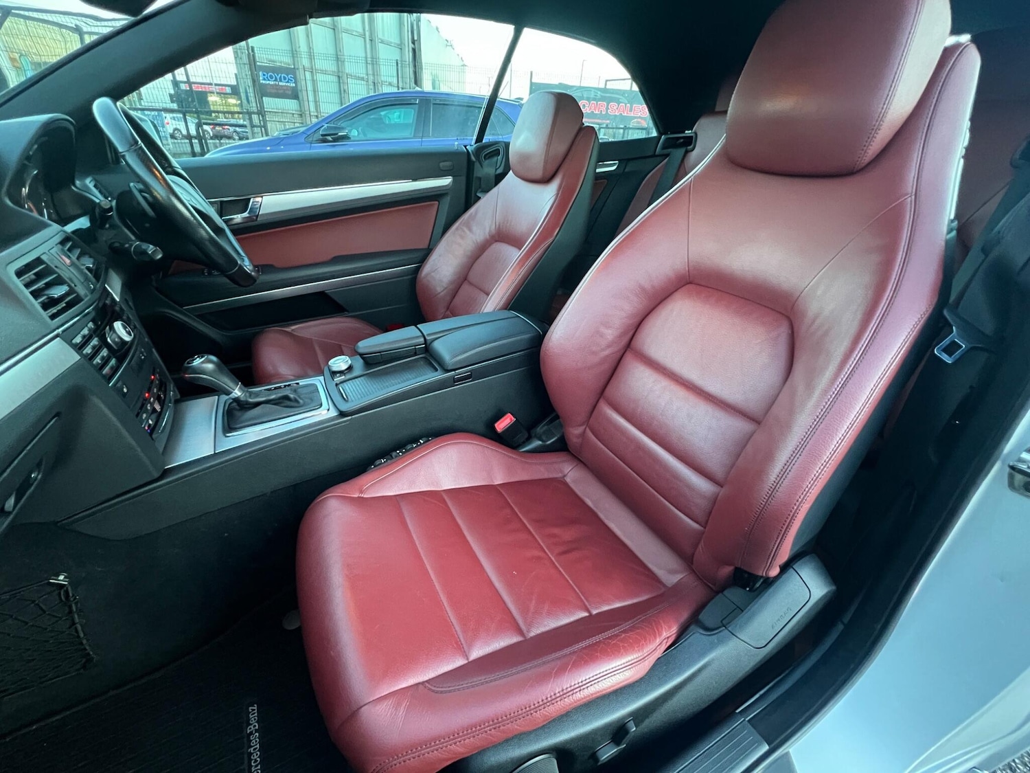 Used Mercedes-Benz E Class 2011 for sale - 77116621: Photo 16