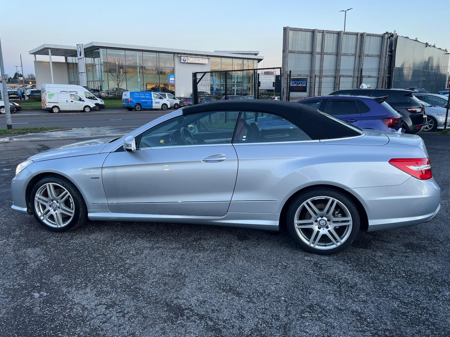 Used Mercedes-Benz E Class 2011 for sale - 77116621: Photo 6