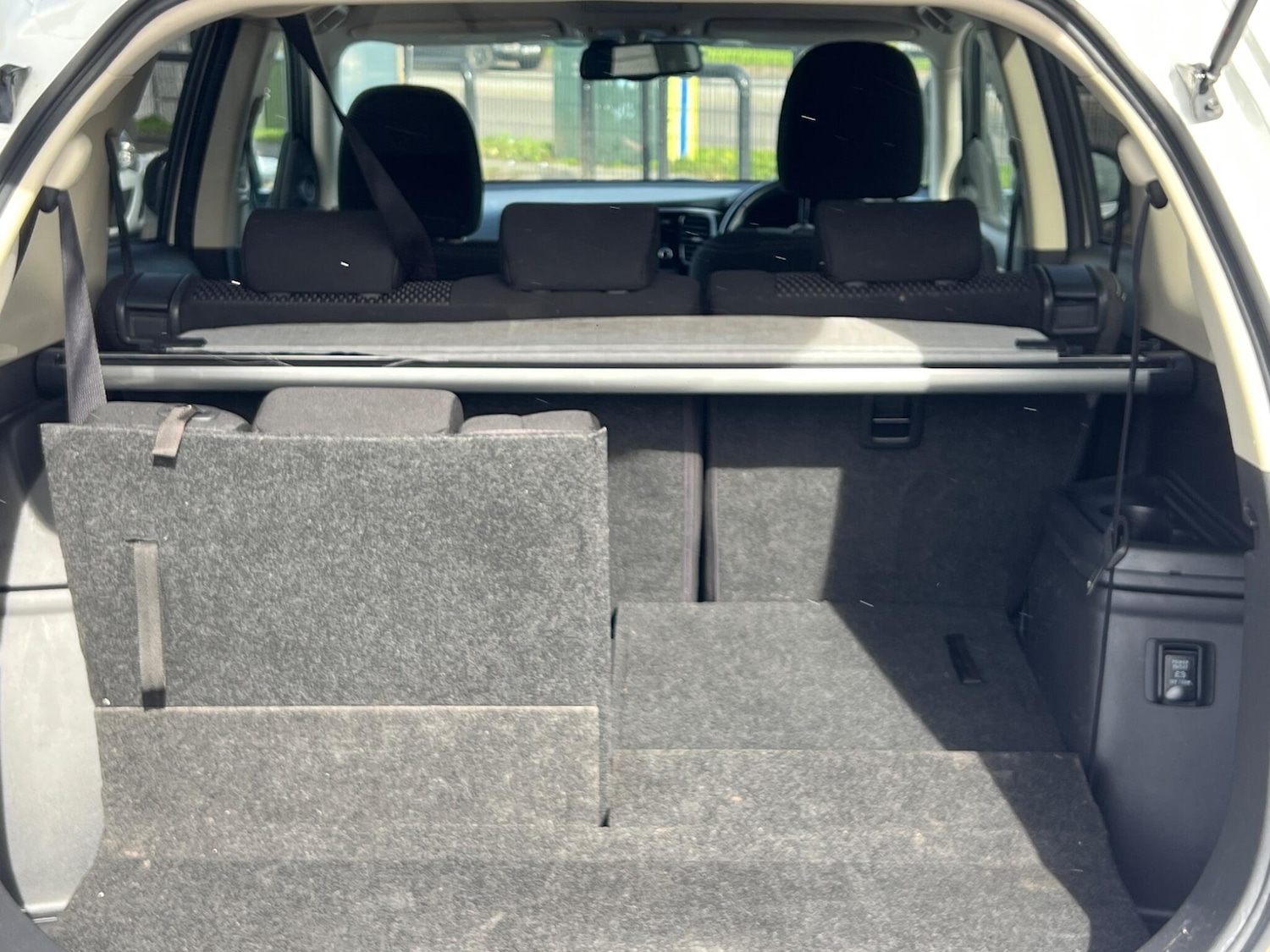 Used Mitsubishi Outlander 2017 for sale - 76179336: Photo 16