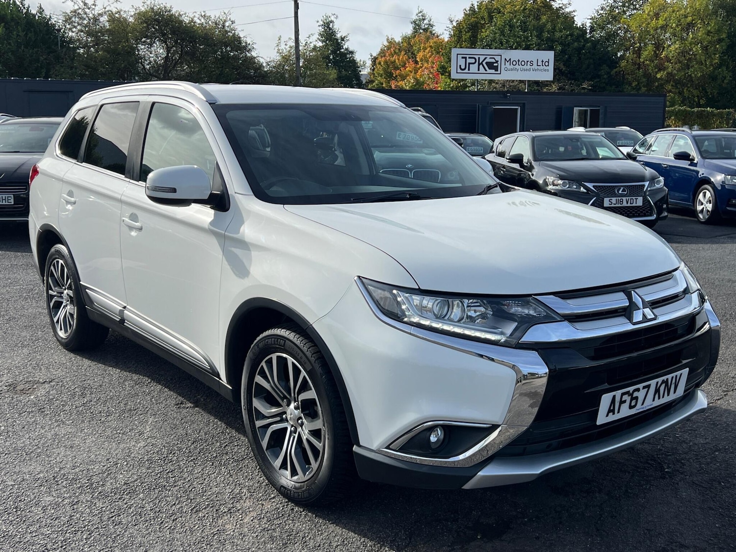 Used Mitsubishi Outlander 2017 for sale - 76179336: Photo 2
