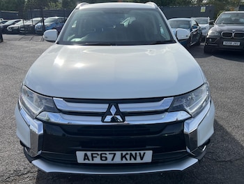 Used Mitsubishi Outlander 2017 for sale - 76179336: Photo 3