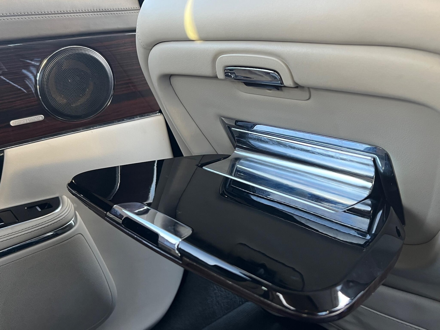 Used Jaguar XJ 2011 for sale - 77116624: Photo 22