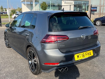 Used Volkswagen Golf 2018 for sale - 75563948: Photo
