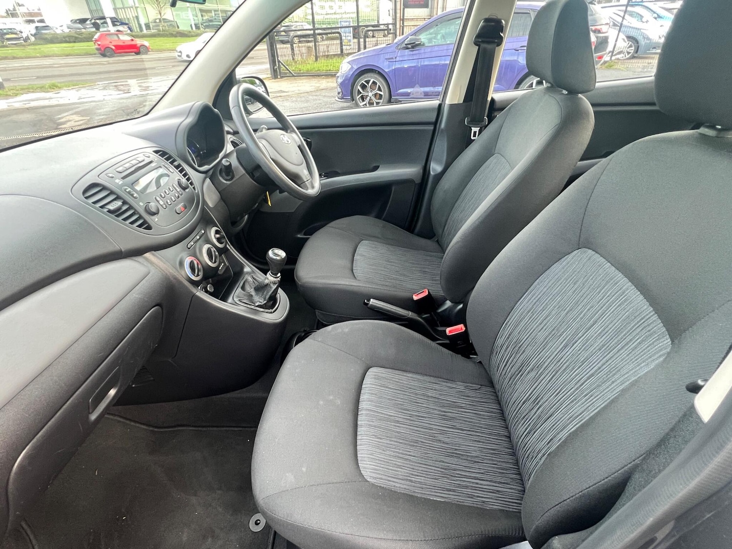 Used Hyundai i10 2013 for sale - 76935955: Photo 10