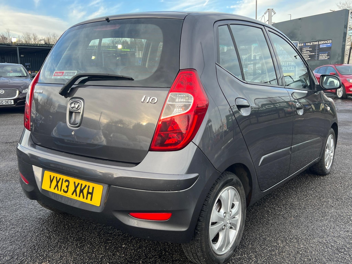 Used Hyundai i10 2013 for sale - 76935955: Photo 7