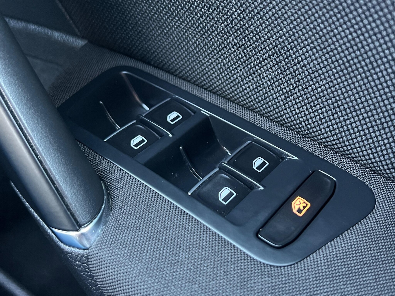 Used Volkswagen Golf 2014 for sale - 77116622: Photo 29