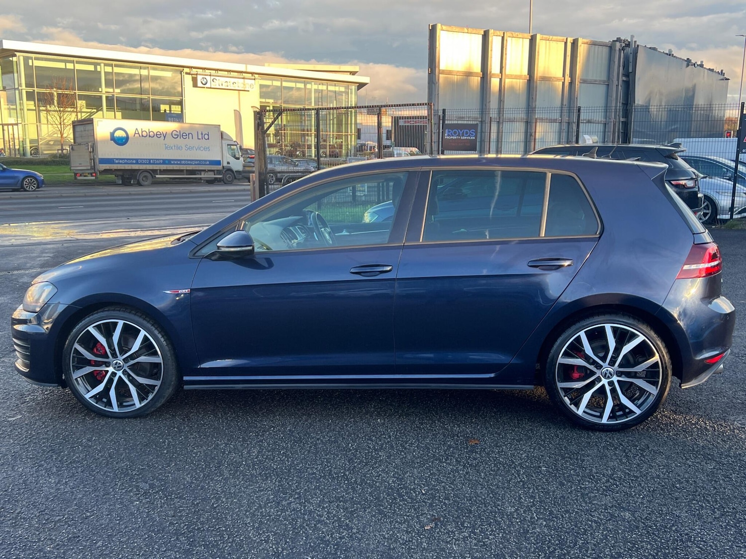 Used Volkswagen Golf 2014 for sale - 77116622: Photo 8