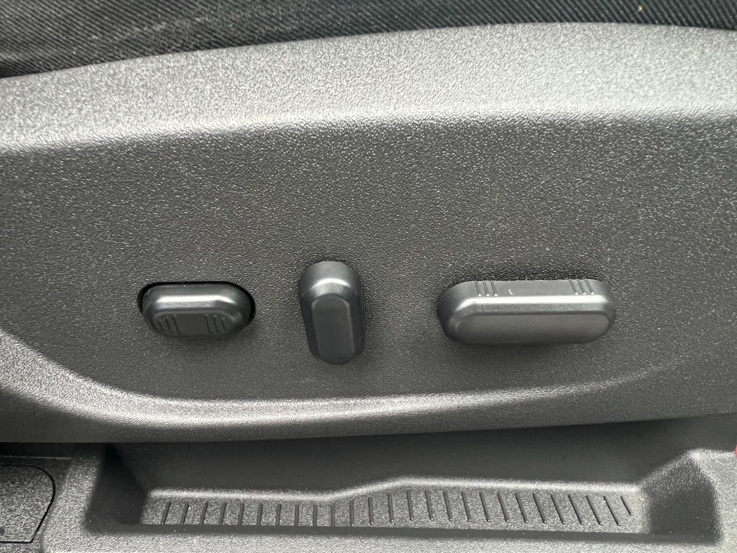 Used Ford Kuga 2014 for sale - 76314853: Photo 20