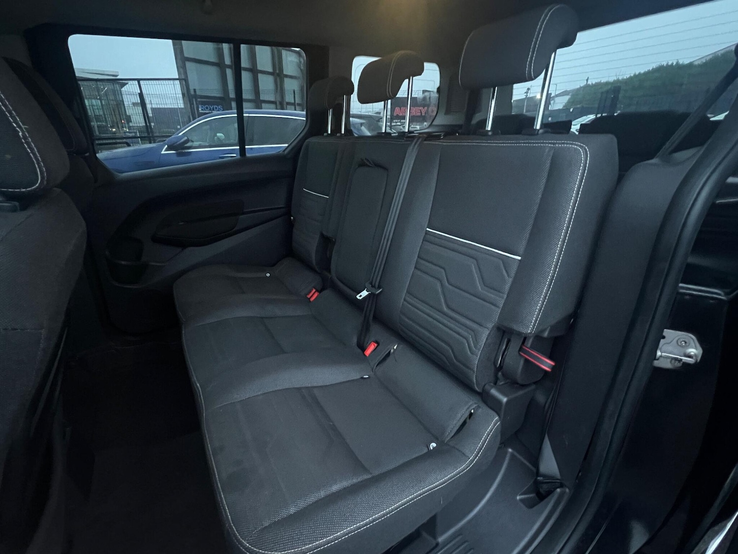 Used Ford Grand Tourneo Connect 2017 for sale - 77279201: Photo 11