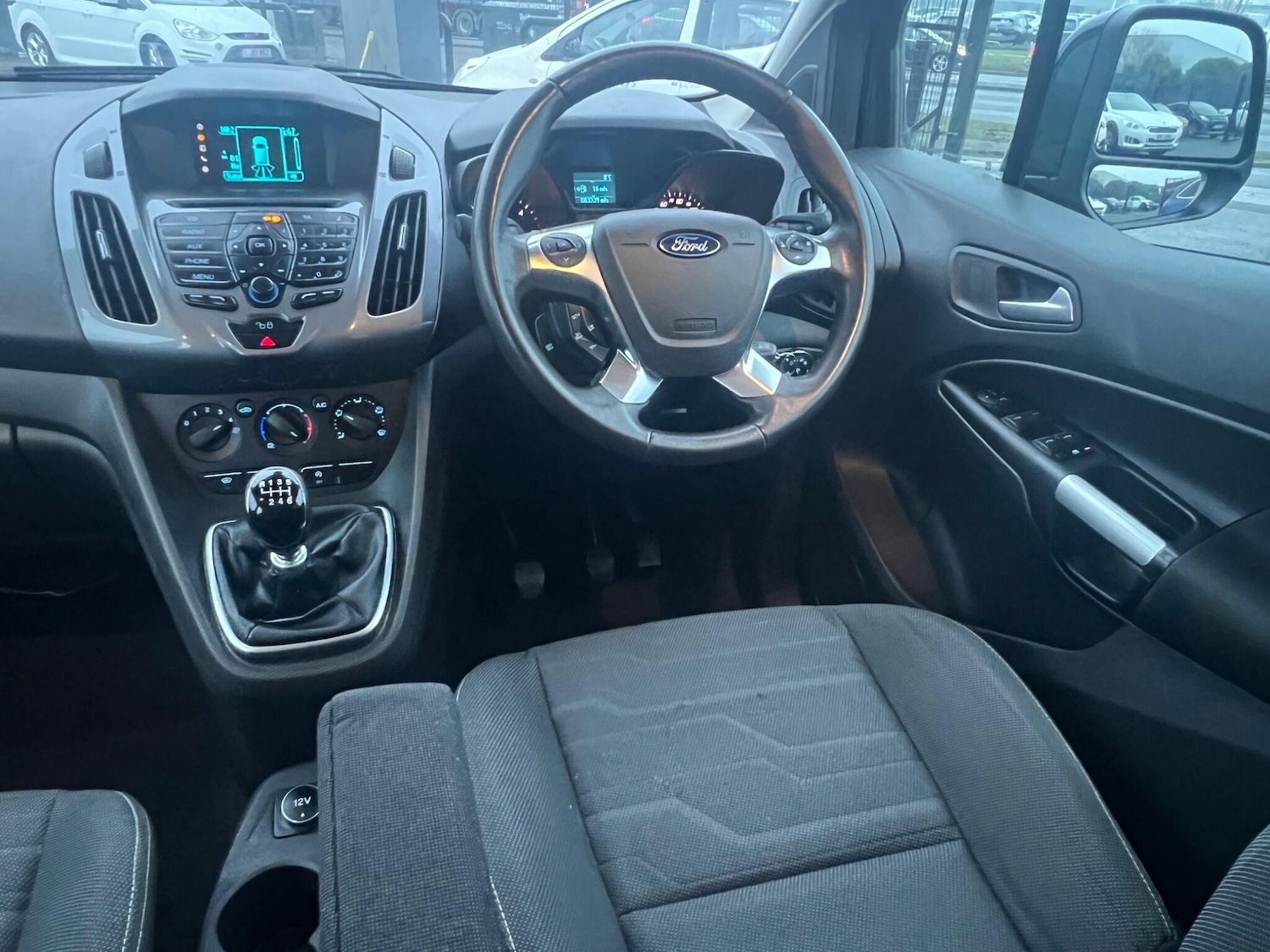 Used Ford Grand Tourneo Connect 2017 for sale - 77279201: Photo 14