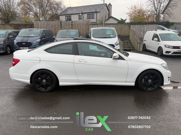 Used Mercedes-Benz C Class 2015 for sale - 76551697: Photo 4