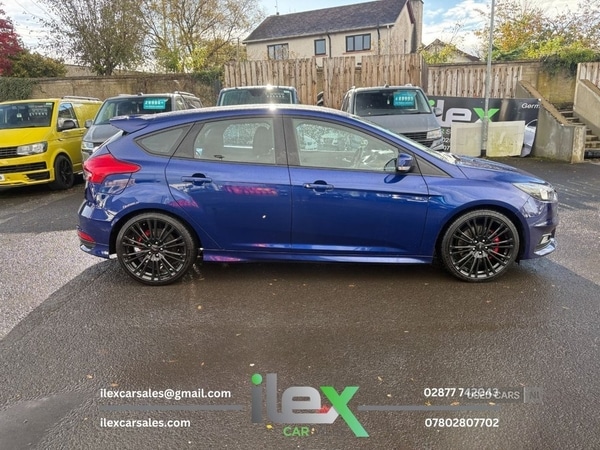 Used Ford Focus 2017 for sale - 76551217: Photo 4