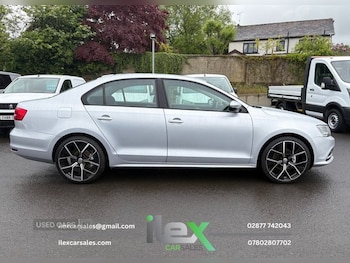 Used Volkswagen Jetta 2015 for sale - 78649530: Photo