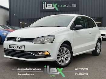 Used Volkswagen Polo 2015 for sale - 75647493: Photo