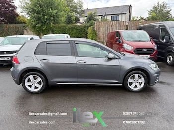 Used Volkswagen Golf 2017 for sale - 79442343: Photo